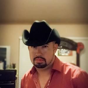 Meet your Posher, Elias